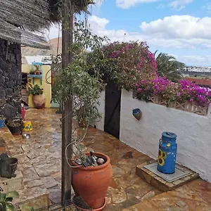 Casa De Gato Rustic Сasa de vacaciones Tahiche